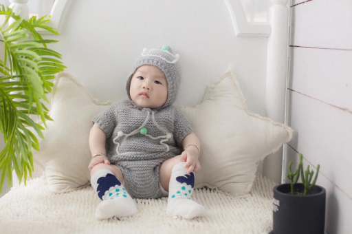 启东七个月宝宝脚长 启东七个月宝宝脚长