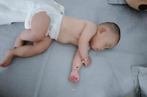 启东宝宝咳嗽发烧拉肚子